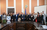 Сливенски ученици поеха управлението на Общината и на местния парламент за един ден