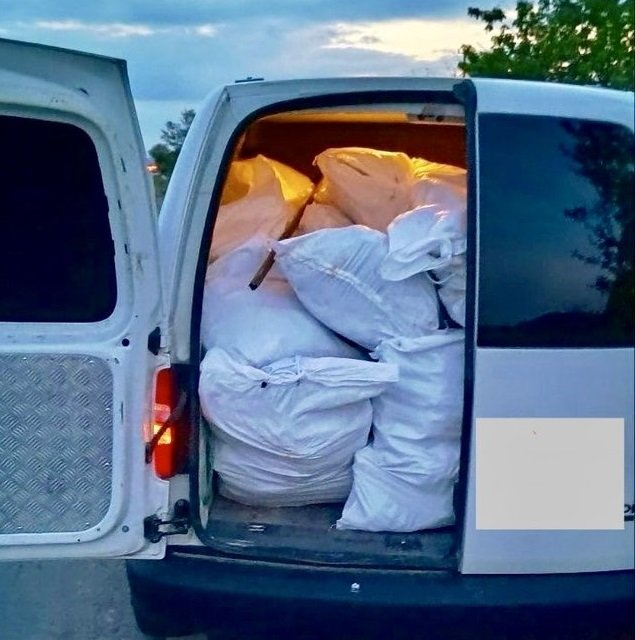 ГДБОП арестува четирима мъже и иззе 145 килограма канабис при специализирана полицейска операция, проведена в нощта на 4 срещу 5 май. Акцията по предотвратяване...