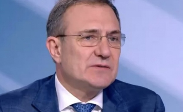 Вече имаме подадени 24 заявления за подпомагане от пострадали от пожарите, съобщи в предаването „Събуди се“ по Нова телевизия социалният министър Борислав...