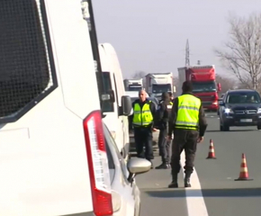 Специализирана полицейска операция срещу нарушителите на пътя  в Ямболско