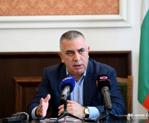 Стефан Радев: Искаме новият механизъм за определяне на такса за битови отпадъци да се отложи