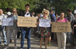 Студентите пак на протест заради високите такси