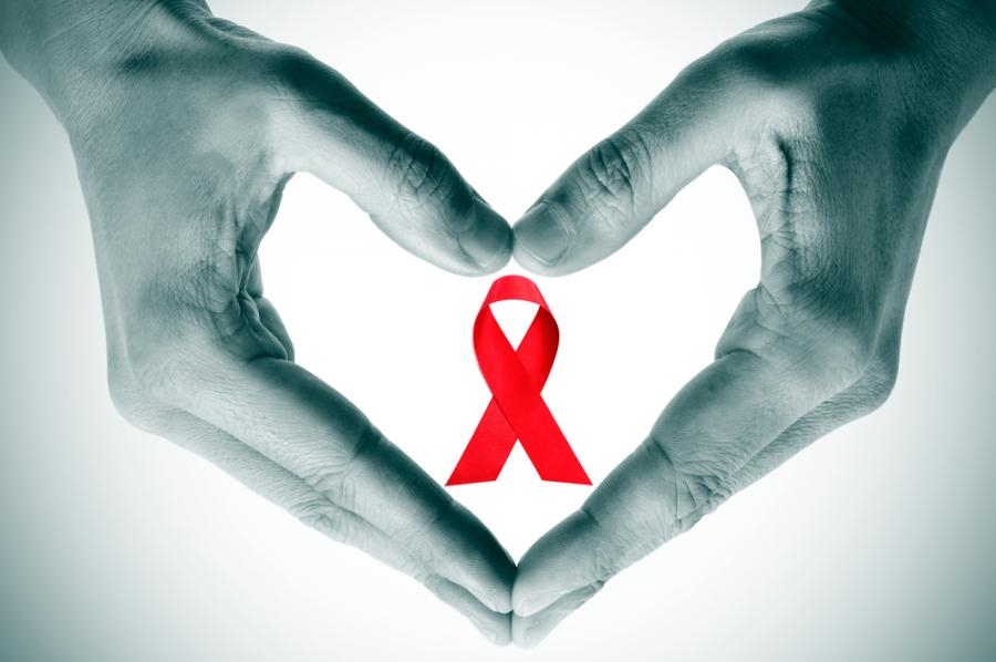 Всяка година на 1 декември светът отбелязва борбата с ХИВ/СПИН. Тази година денят и свързаните с него събития преминават под обявеното от Обединената програма...
