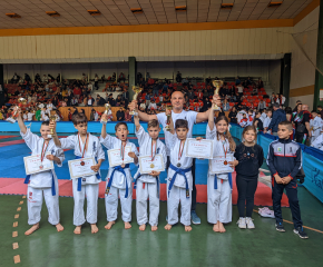 Състезателите от Спортен клуб „Киокушин“ – Ямбол спечелиха осем медала