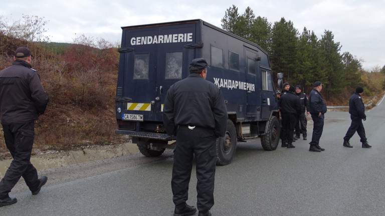 В понеделник към Главна дирекция „Жандармерия, специални операции и борба с тероризма” ще бъде създадена структура, през която на обучение да преминават...