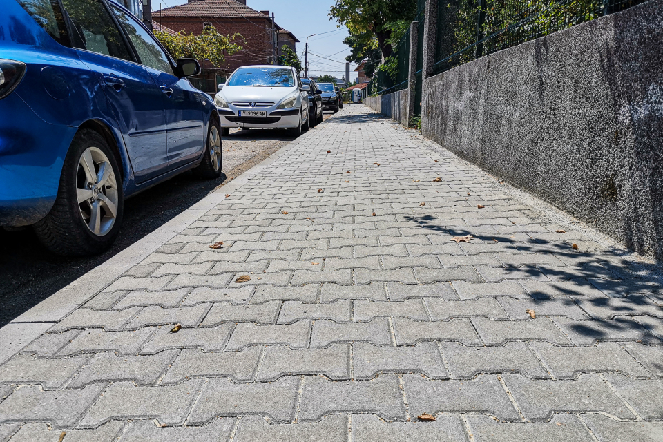 В Ямбол приключиха ремонтно-възстановителните дейности на тротоарната настилка на част от улица „Граф Игнатиев“ и улица „Българка“ - в участъка между улиците...