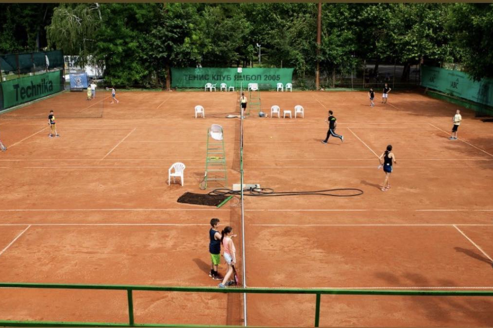 В 08:30 часа на 1 септември, петък, на тенис кортовете в Градския парк ще започне Детски тенис турнир „Ямбол Оупън '2023“.
Над 40 деца, предимно от Ямбол,...