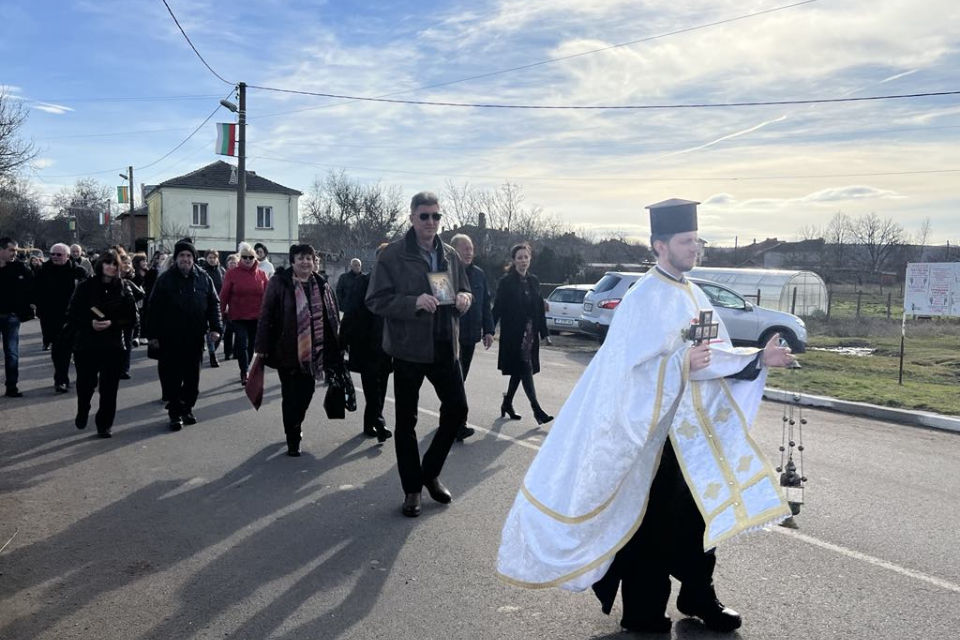 В Болярово ще отбележат Йордановден с литургия, богоявленски водосвет, литийно шествие и ритуално хвърляне на кръста.На 06 януари, празникът ще започне...