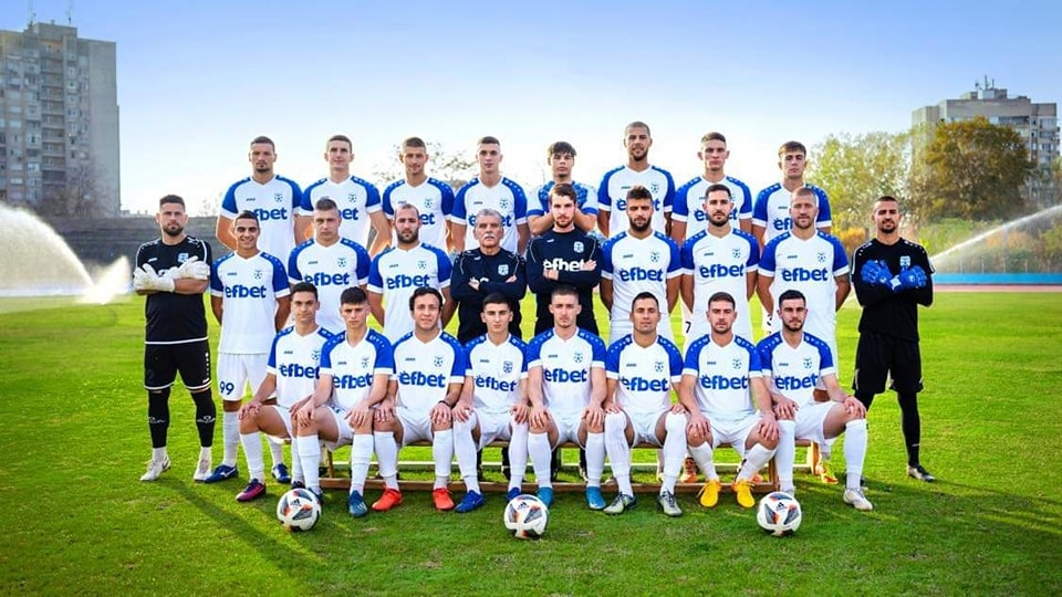 Ямбол – 1915“ победи с 2:0 като домакин състава на „Спартак“ – Пловдив и постигна трета поредна победа в първенството на Югоизточната трета футболна лига....