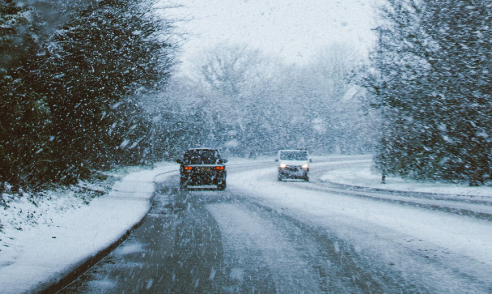 Шофьорите, на които им предстои пътуване в Западна и Южна България, да тръгват на път с автомобили, подготвени за зимни условия. Очаква се понижение на...