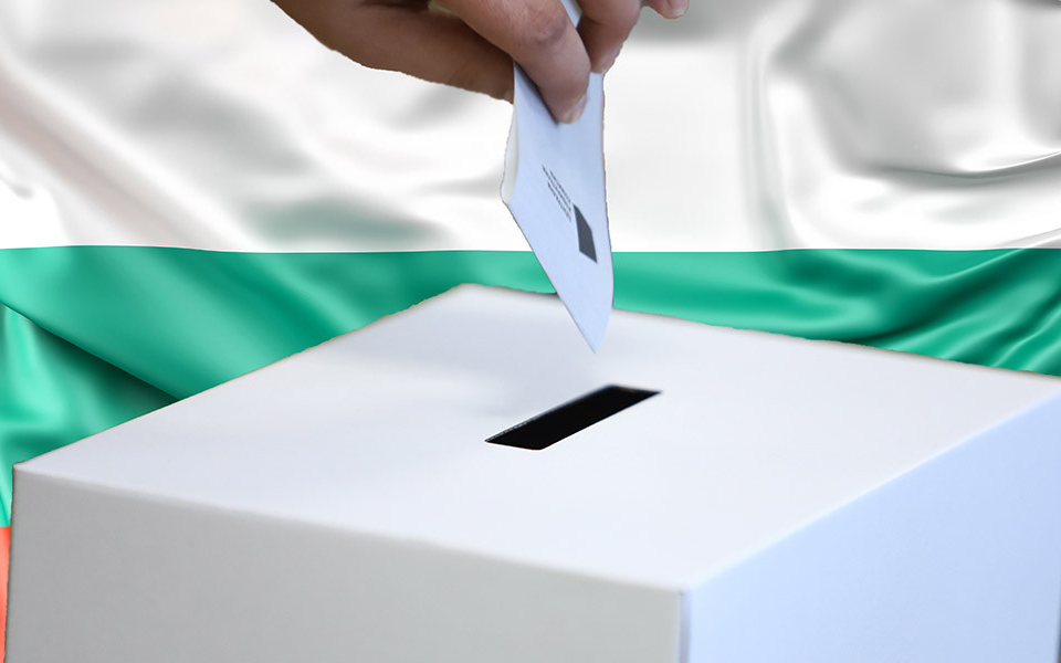 ЦИК отмени машинното гласуване и на двата тура на изборите за местна власт.
В неделя, 29-и октомври, както и на втория тур на местните избори на 5-и ноември...