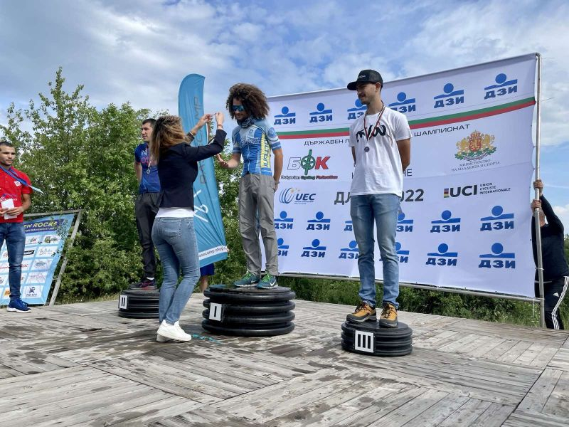 Цветан Иванов спечели планинското състезание по колоездене "XCM Sliven Rocks" в дисциплината Крос кънтри маратон, което се проведе в Сливен на 12 юни....