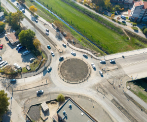 Временно затваряне на кръстовището при „Биков мост“ в Ямбол във връзка с полагането на асфалтова настилка