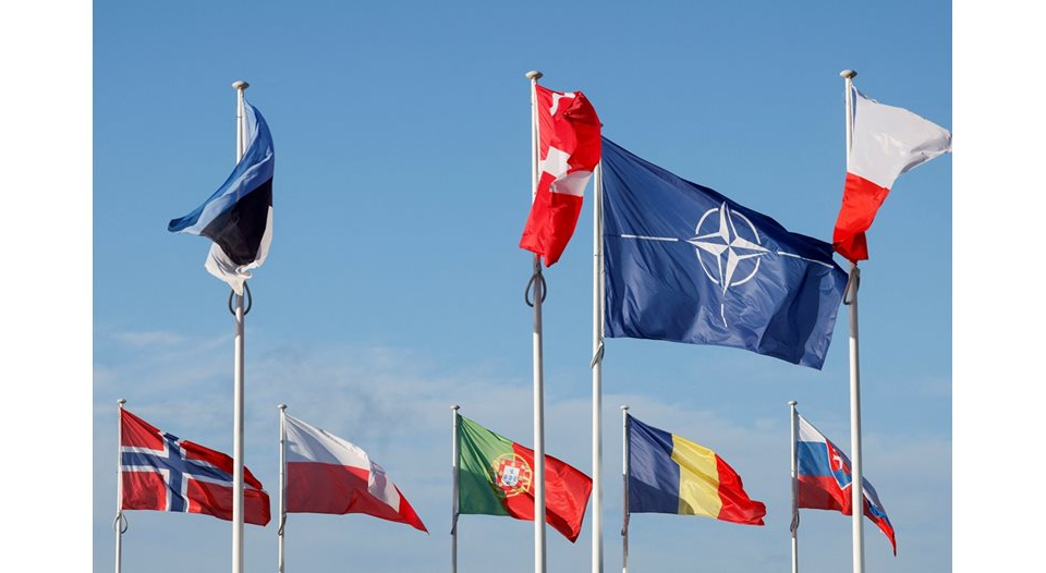 Върховният командващ на Съюзното командване на НАТО по трансформацията генерал Филип Лавин е на посещение в България. В рамките на визитата си той ще се...