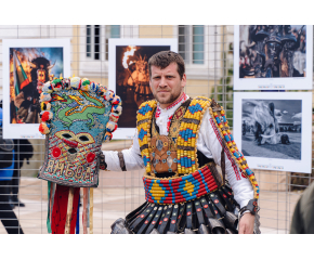 В Ямбол беше открита изложбата с избраните снимки от XVIII издание на Международния фотоконкурс и фотоизложба „Кукерландия“   