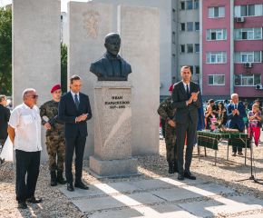 В Ямбол откриха първия паметник на Иван Параскевов – създател на българския трибагреник
