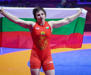 Юлияна Янева стана световна вицешампионка по борба