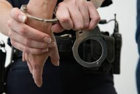 Криминалисти на РУ-Нова Загора са задържали 52-годишен мъж за кражба на пари и алкохол от заведение в село Коньово. В началото на месец април 52-годишният...