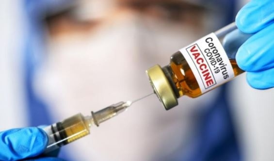 В 10 ч. едновременно в София, Пловдив и Бургас ще започне кампанията по имунизация срещу Covid-19. Ваксината е препоръчителна, безплатна и се поставя по...