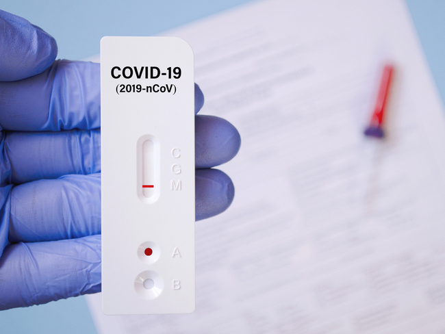 От днес започва процесът на масово тестване на учителите за Covid-19. Мащабното проучване в системата на средното образование ще се прави с бързи антигенни...