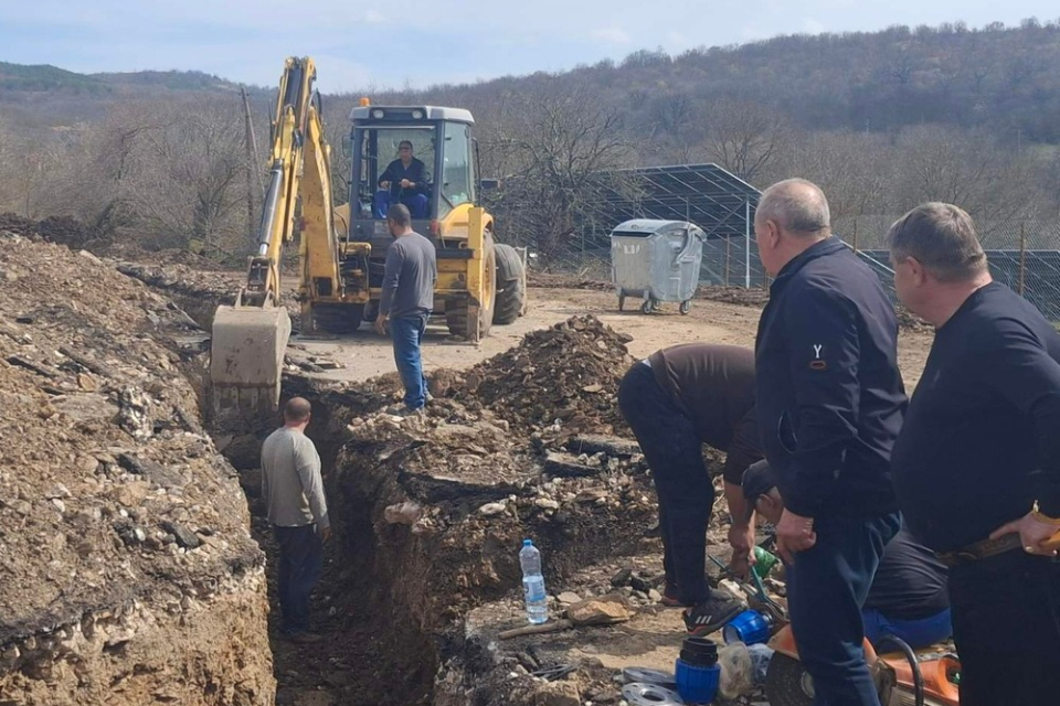 На 11 юни от 8:30 часа ще бъде спряно водоподаването към град Болярово и още пет населени места в крайграничния район на област Ямбол, съобщиха от Водоснабдяване...