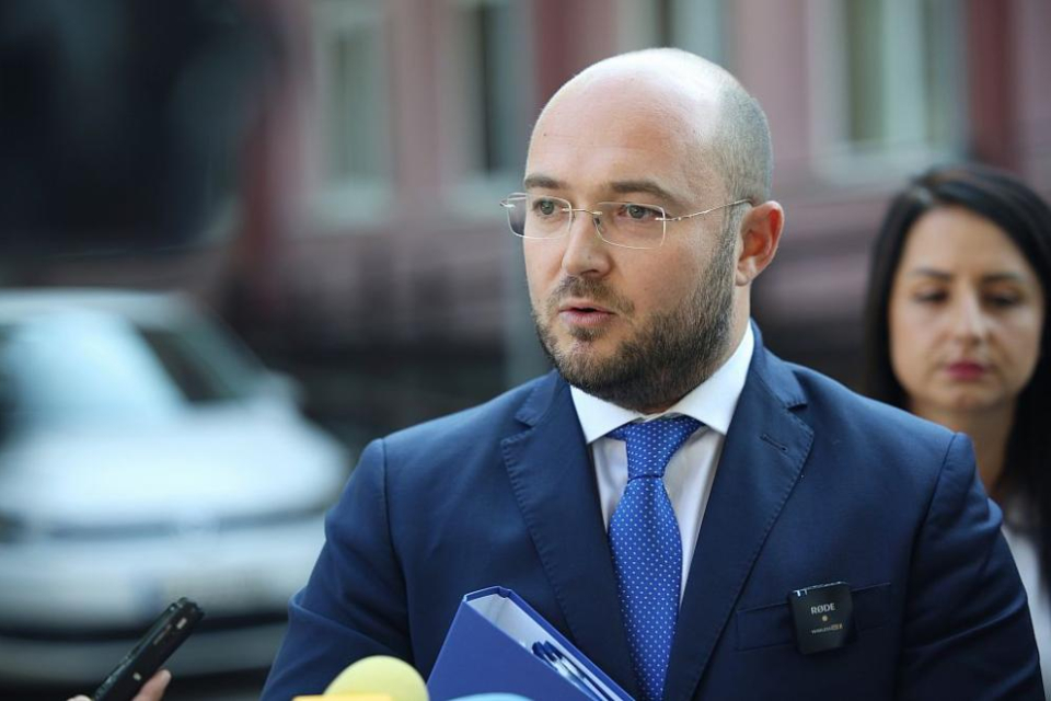 Изцяло нов закон за детската престъпност подготвят от Министерството на правосъдието. До Коледа или най-късно след Нова година той ще бъде качен за обществено...