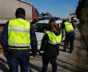 Засилени проверки на товарни автомобили и автобуси в Сливен