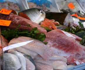 Засилени проверки на търговците за риба
