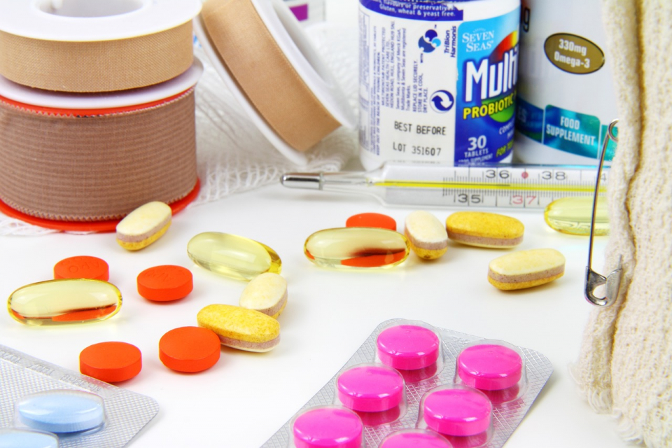 Здравното министерство отново предлага въвеждане на възможността за продажба на лекарства чрез автомати извън аптеки и дрогерии. Този път с промяна в Закона...