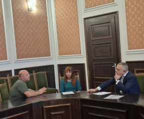 Жители на община Сливен с молба за съдействие и благодарност в приемния ден на кмета Стефан Радев