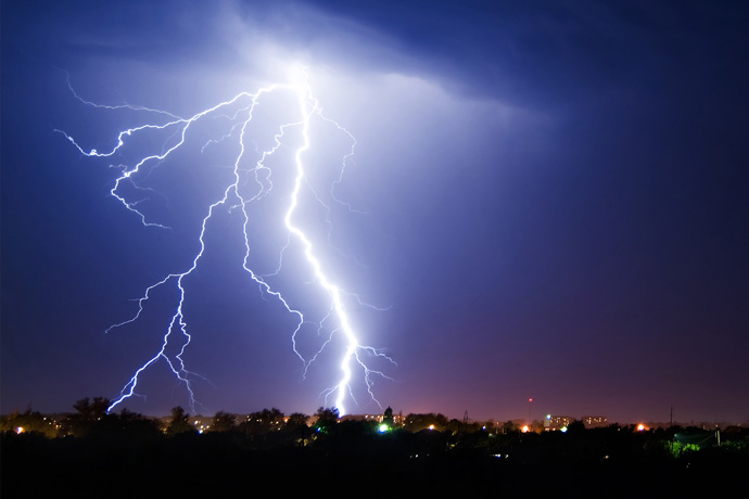 Жълт код е обявен за половин България заради опасност от проливни дъждове и гръмотевични бури. Предупреждението важи за 16 области на страната: Видин,...