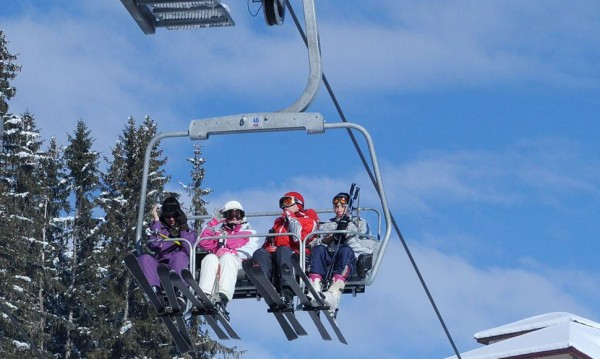 На онлайн среща с представители на зимните ски курорти в България министърът на туризма Стела Балтова представи Правилата за прилагане на противоепидемични...