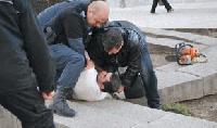 Мъж опита да се самоубие в центъра на Сливен