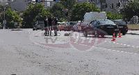 Автомобил удари пешеходка на Биков мост